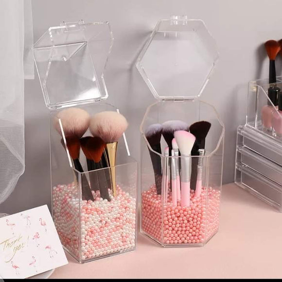 Transparent brush holder with pearls