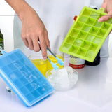 24 Cubic Ice Tray With Lid