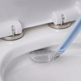Golf toilet brush