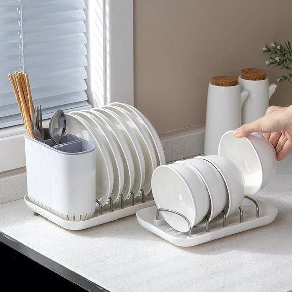 Plate spoon and bowl holder
