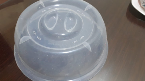 Plastic food lid